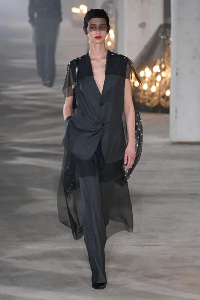 Look 45